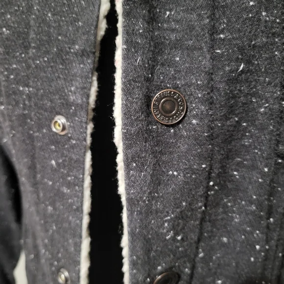 Levis Original Sherpa Trucker Jacket - Picture 3 of 7